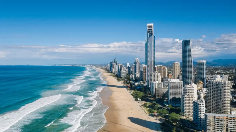 A Seniors Guide to Travelling Queensland