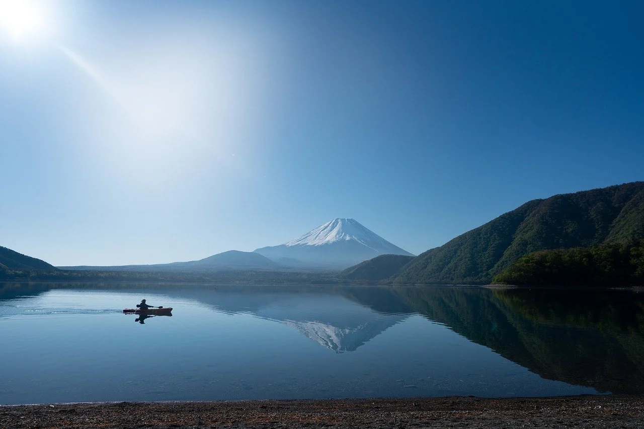 Mount Fuji refelcted on the surface of Lake Motosu