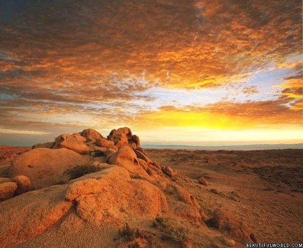 gobi-desert-sunrise
