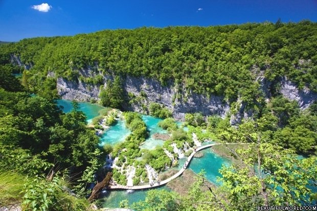 plitvice-lakes-national-park